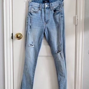 woman’s jeans